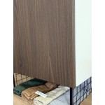 Большая модульная кухня с полуостровом в стильных темных тонах
