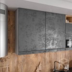 Модульная кухня в серых тонах с интегрированными ручками и отделкой под бетон