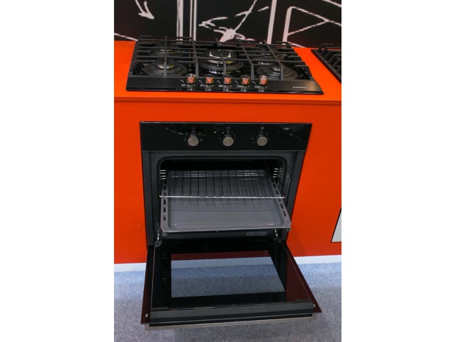 Электрический духовой шкаф Maunfeld MEOF 676B черный